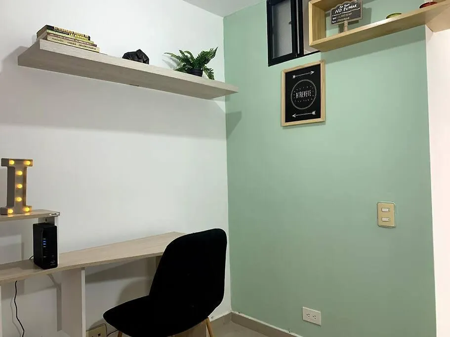Large Pent House Near Poblado With Free Parking Apartamento Medellín