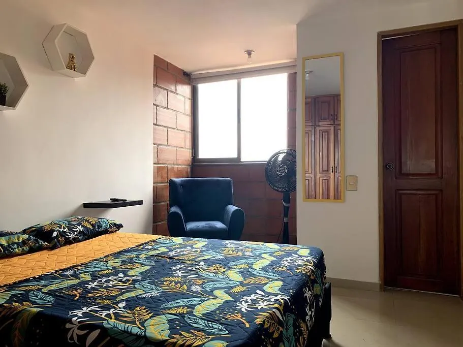 Large Pent House Near Poblado With Free Parking Apartamento Medellín