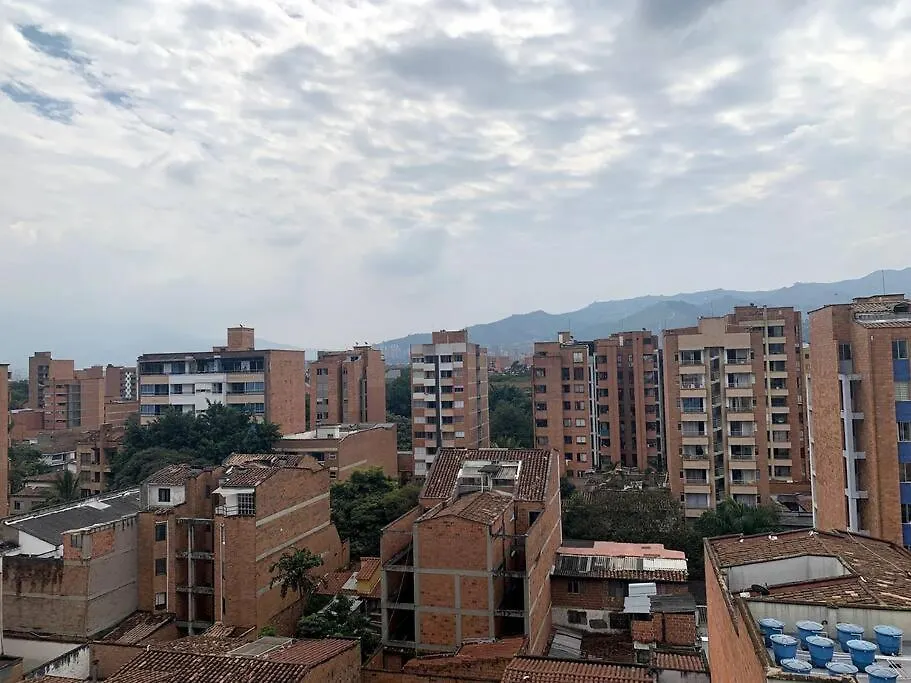 Large Pent House Near Poblado With Free Parking Apartamento Medellín 0*,  Colombia