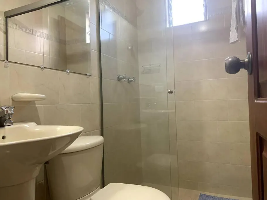 Large Pent House Near Poblado With Free Parking Apartamento Medellín 0*,